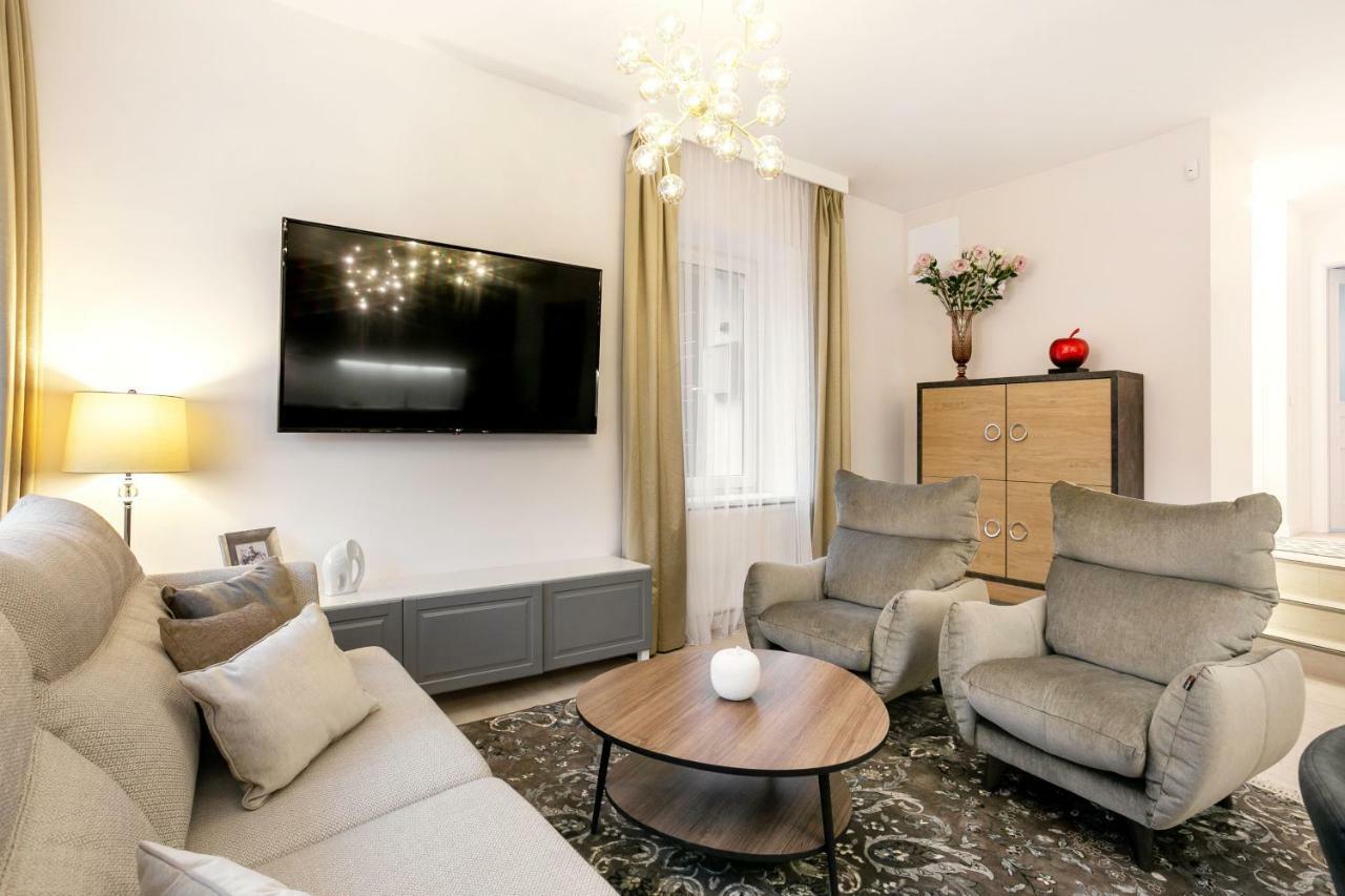 Luxury For Everyone - Hills Park Lux Apartments 3 Vilnius Bagian luar foto