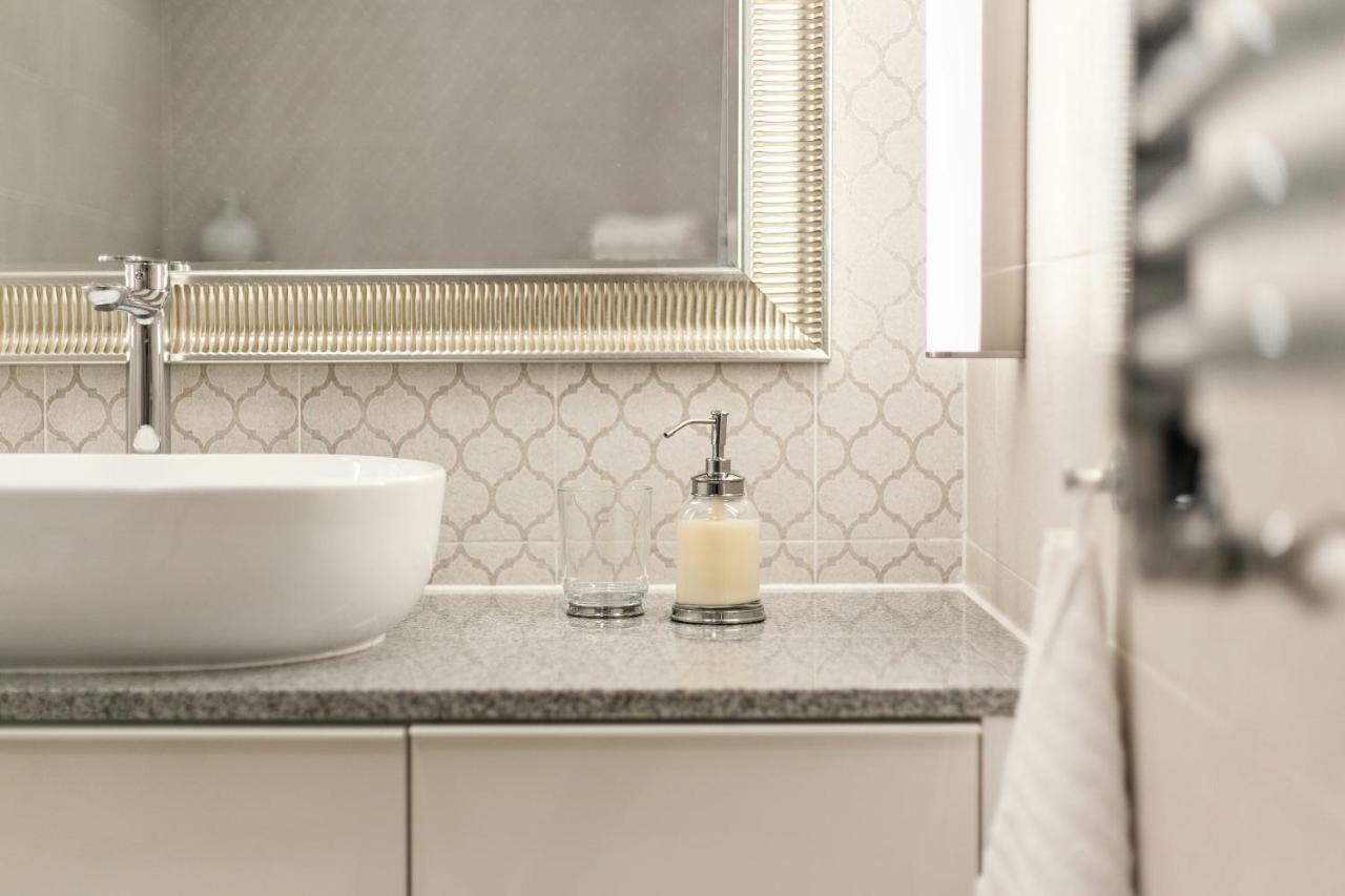 Luxury For Everyone - Hills Park Lux Apartments 3 Vilnius Bagian luar foto